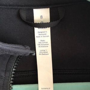 lululemon athletica Sweaters - Ladies Lululemon jacket size 8 EUC lululemon athletica Sweaters - Ladies Lululemon jacket size 8 EUC
